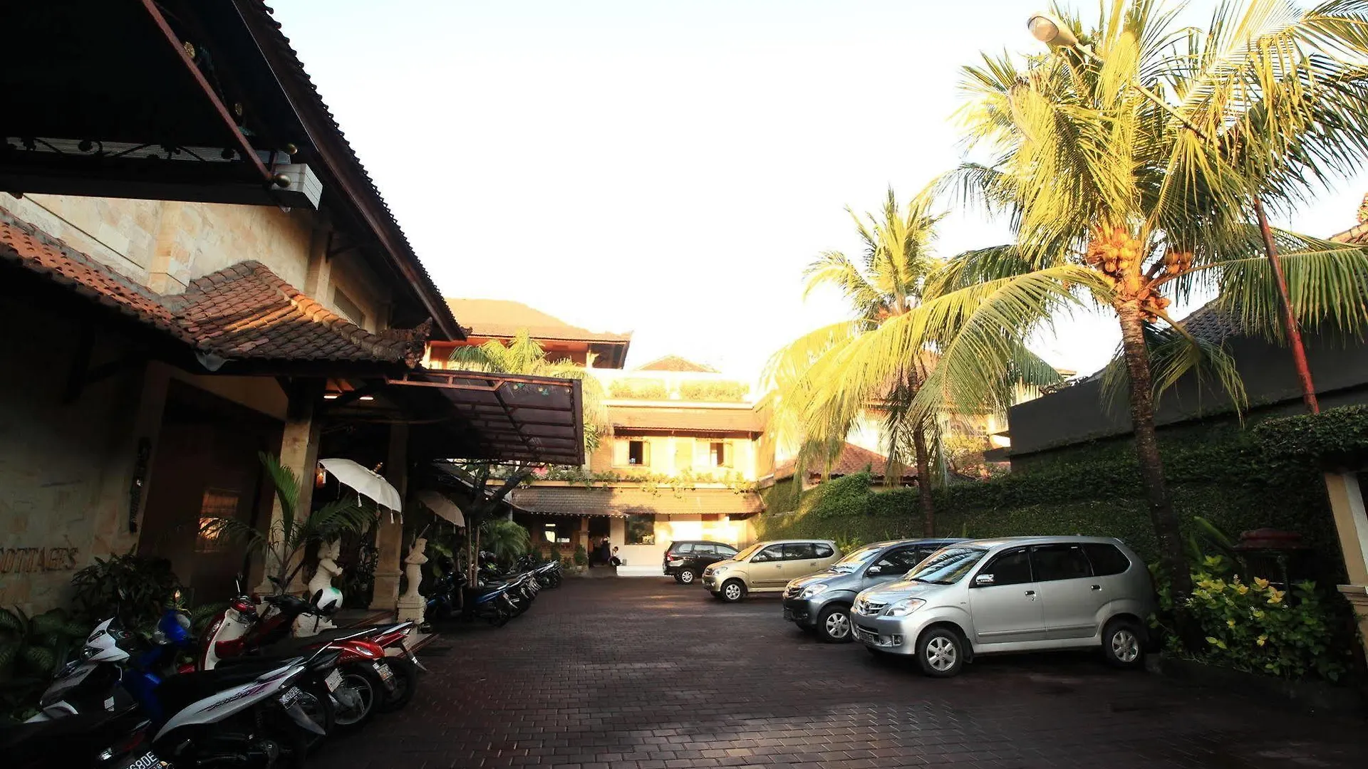 Bali Sandy Resort Kuta Lombok 3*,  Indonesien